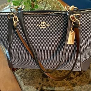 Coach  Tote Bag With Gold Hardware & New Gold Hangtag